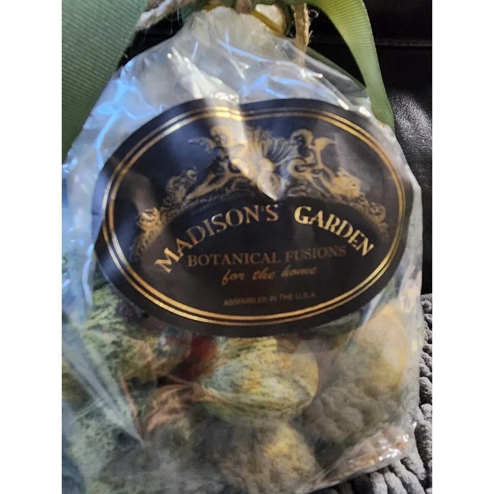 Botanical Fusions‎ Madison's Garden SEQUOIA Fragrance POTPOURRI 14 Oz w/Oil